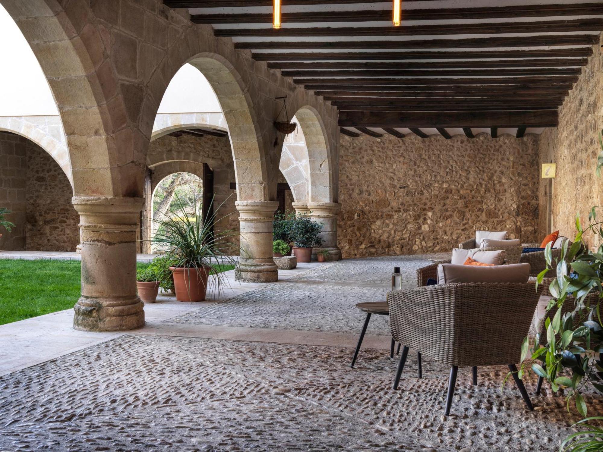 Santuario Virgen De La Fuente Hotel Penarroya De Tastavins Bagian luar foto
